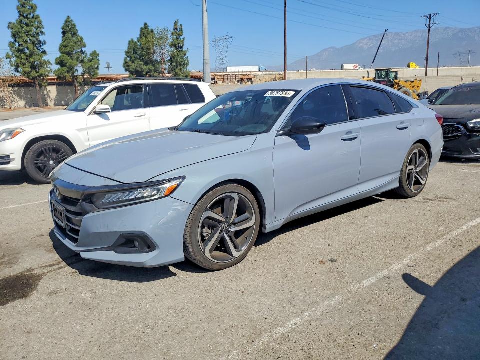 56987986 :رقم المزاد ، 1HGCV1F39NA006050 vin ، 2022 Honda Accord مزاد بيع
