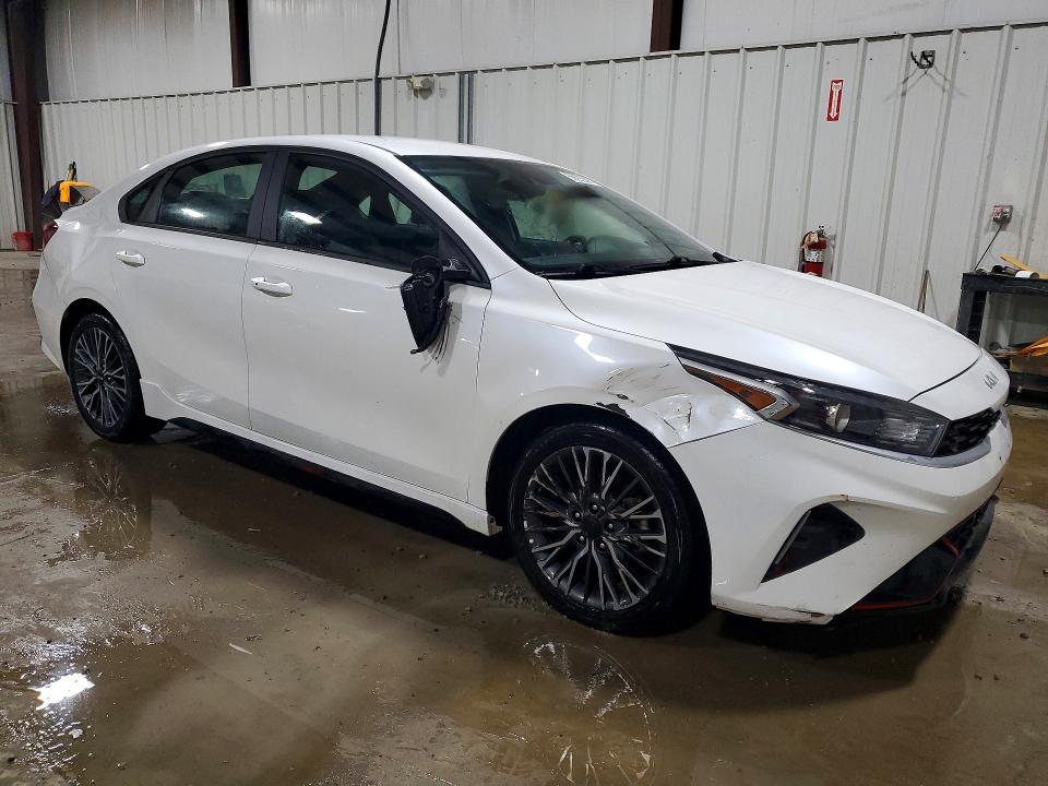 2023 Kia Forte მანქანა იყიდება აუქციონზე, vin: 3KPF54AD1PE674292, აუქციონის ნომერი: 56625296