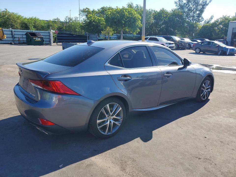 58656476 :رقم المزاد ، JTHBA1D22J5078905 vin ، 2018 Lexus Is مزاد بيع