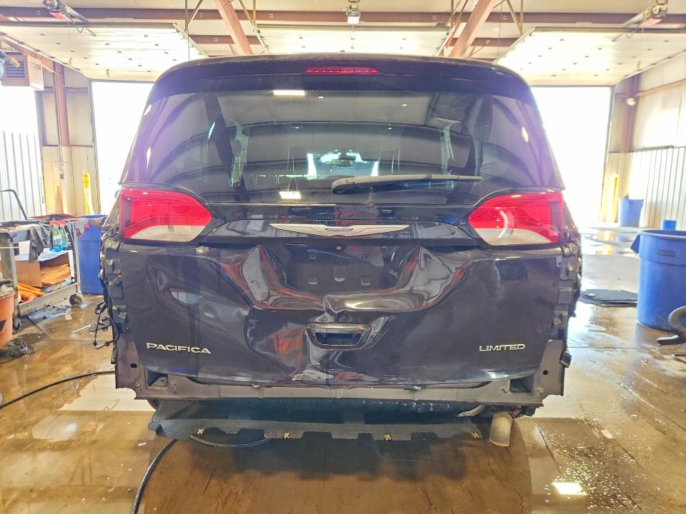 Продажа на аукционе авто 2017 Chrysler Pacifica, vin: 2C4RC1GG1HR608490, номер лота: 56232366