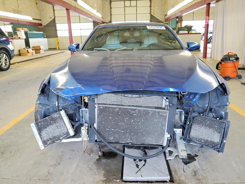 Продажа на аукционе авто 2013 Bmw M5, vin: WBSFV9C56DD095999, номер лота: 57570036
