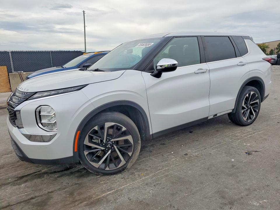Продажа на аукционе авто 2022 Mitsubishi Outlander, vin: JA4J3TA82NZ065852, номер лота: 56463656