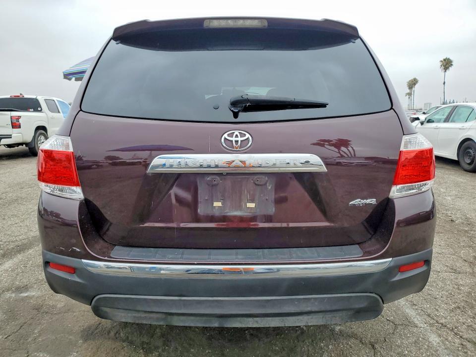 2011 Toyota Highlander მანქანა იყიდება აუქციონზე, vin: 5TDBK3EH2BS047503, აუქციონის ნომერი: 58956436