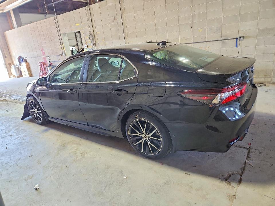 Auction sale of the 2022 Toyota Camry, vin: 4T1T11AK1NU638740, lot number: 56079276