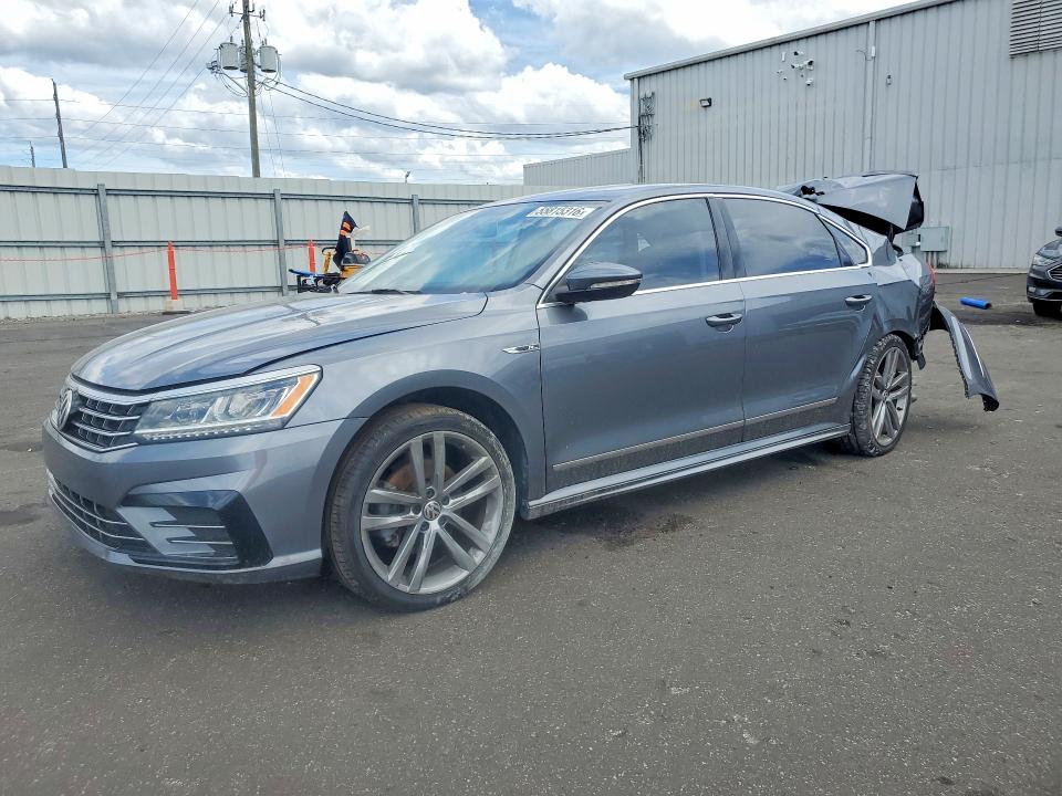 55815316 :رقم المزاد ، 1VWDT7A39HC083669 vin ، 2017 Volkswagen Passat مزاد بيع