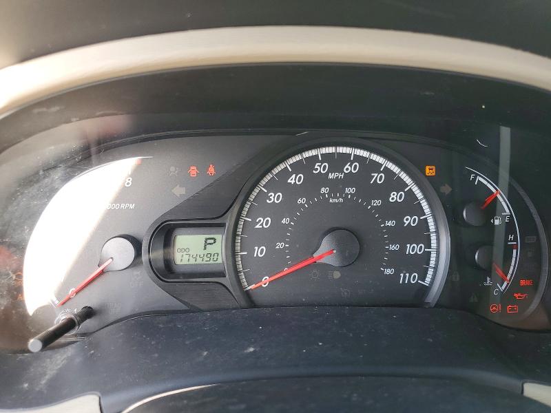 57754616 :رقم المزاد ، 5TDKK3DC4BS005968 vin ، 2011 Toyota Sienna مزاد بيع