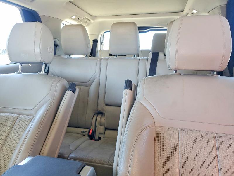 55657576 :رقم المزاد ، SALRR2RV2JA074595 vin ، 2018 Land Rover Discovery مزاد بيع