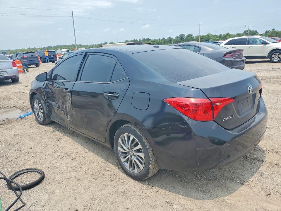 57887606 :رقم المزاد ، 5YFBURHE3JP840962 vin ، 2018 Toyota Corolla مزاد بيع