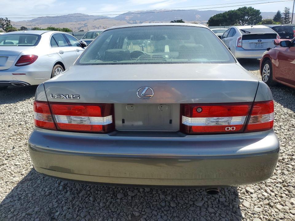 2000 Lexus Es მანქანა იყიდება აუქციონზე, vin: JT8BF28GXY5100270, აუქციონის ნომერი: 56060976