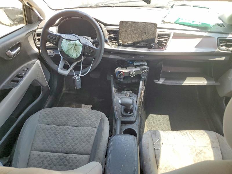 2022 Kia Rio მანქანა იყიდება აუქციონზე, vin: 3KPA25AD8NE457862, აუქციონის ნომერი: 55361186