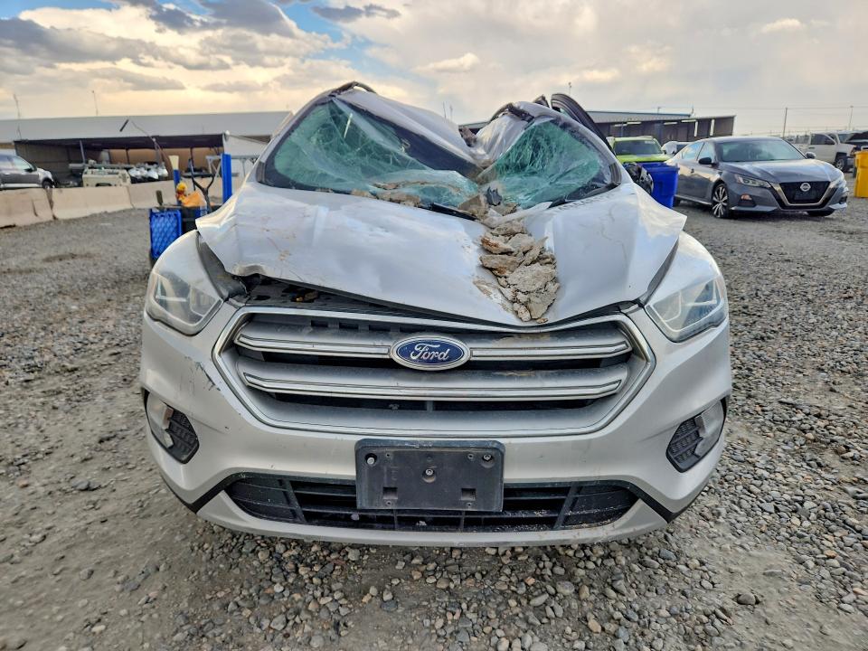 Aukcja sprzedaży 2017 Ford Escape, vin: 1FMCU9GD6HUC66556, numer aukcji: 49446126