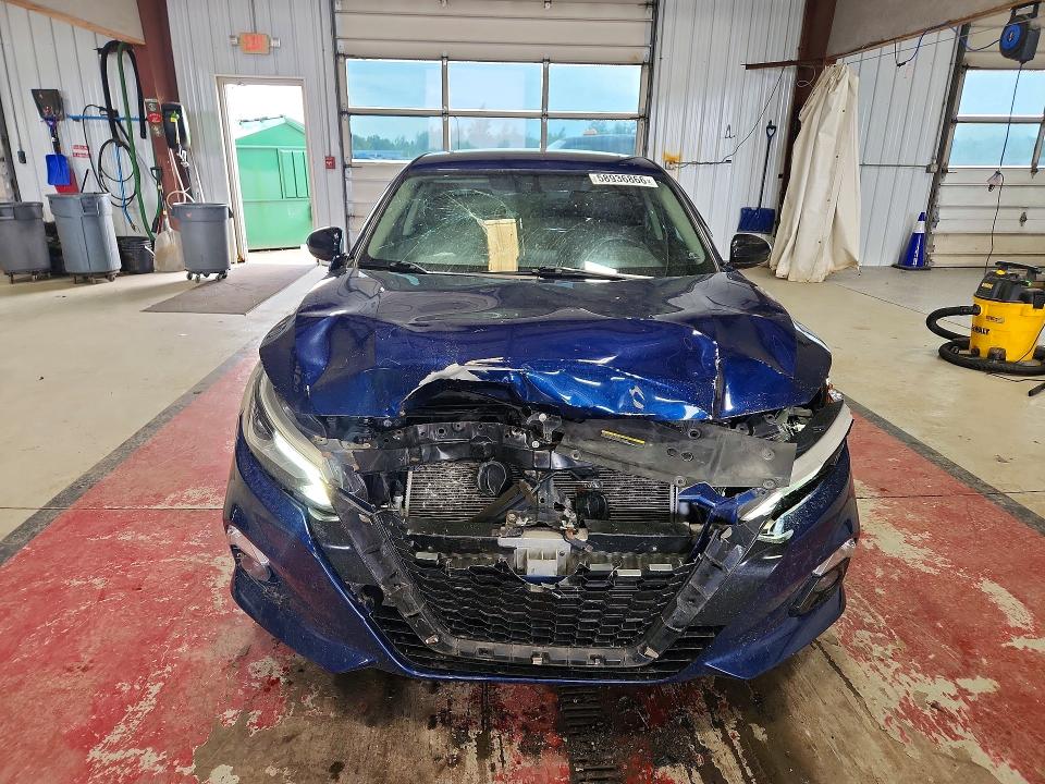 58936866 :رقم المزاد ، 1N4BL4CV3KC242139 vin ، 2019 Nissan Altima مزاد بيع