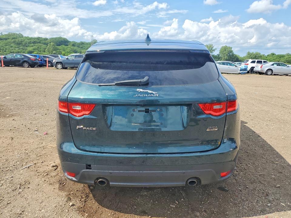56456726 :رقم المزاد ، SADCJ2FX2JA320236 vin ، 2018 Jaguar F-pace مزاد بيع