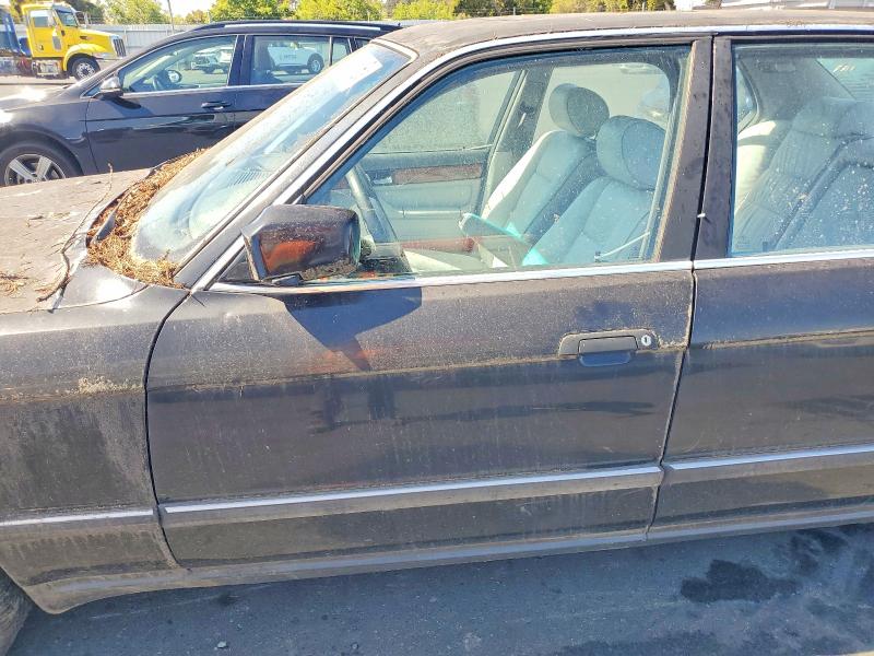 58849816 :رقم المزاد ، WBAGD8322PDE83038 vin ، 1993 Bmw 740 مزاد بيع
