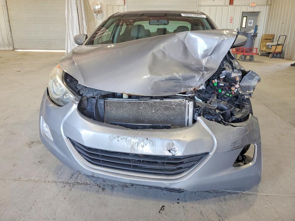 2013 Hyundai Elantra მანქანა იყიდება აუქციონზე, vin: KMHDH4AE4DU976272, აუქციონის ნომერი: 56674986