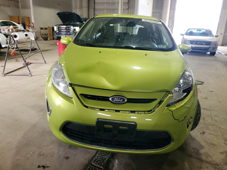 56106306 :رقم المزاد ، 3FADP4FJ0BM159367 vin ، 2011 Ford Fiesta مزاد بيع