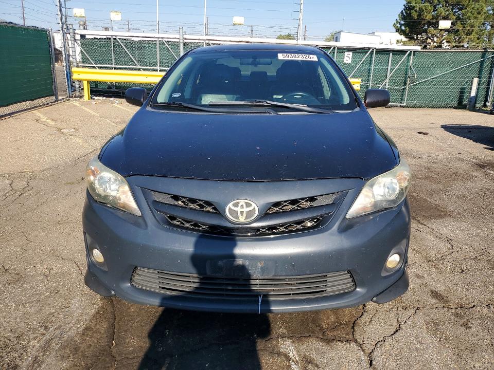 2013 Toyota Corolla მანქანა იყიდება აუქციონზე, vin: 5YFBU4EE3DP120959, აუქციონის ნომერი: 59382326