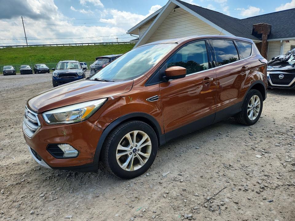 Продаж на аукціоні авто 2017 Ford Escape, vin: 1FMCU0GD2HUD73602, номер лоту: 56591846