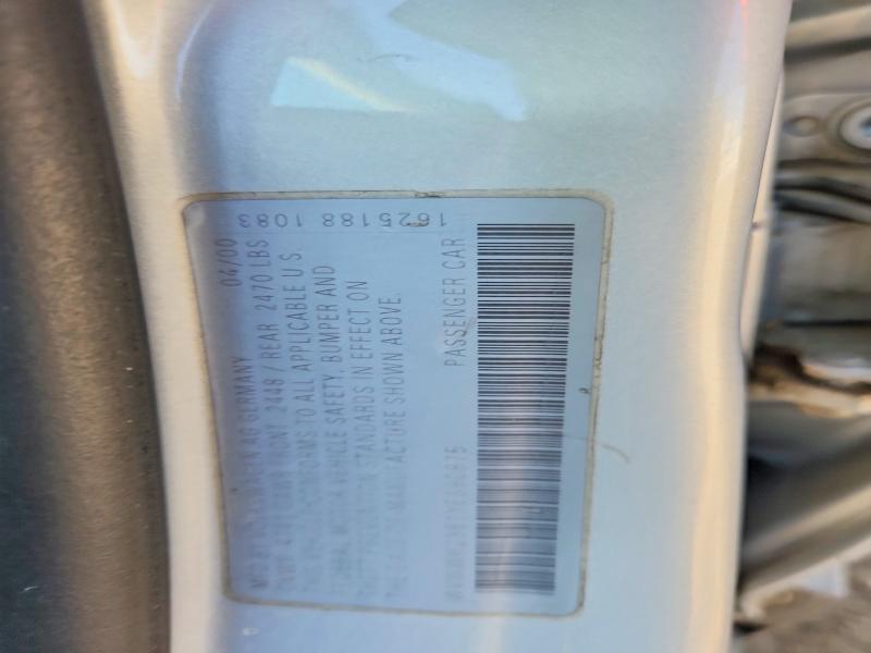 59304036 :رقم المزاد ، WVWWH23B1YE390875 vin ، 2000 Volkswagen Passat مزاد بيع