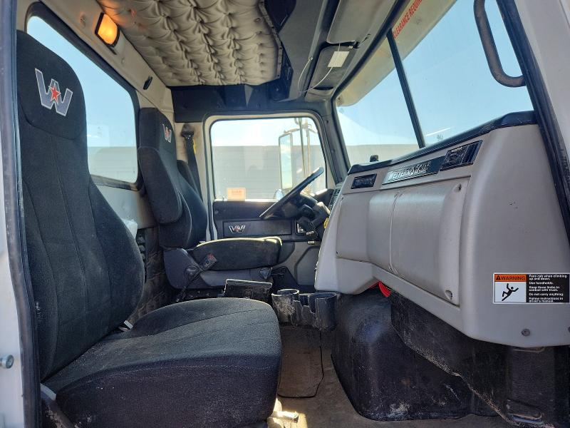 55447346 :رقم المزاد ، 5KKMAXDV2LLMG5695 vin ، 2020 Western Star/auto Car Conventional مزاد بيع