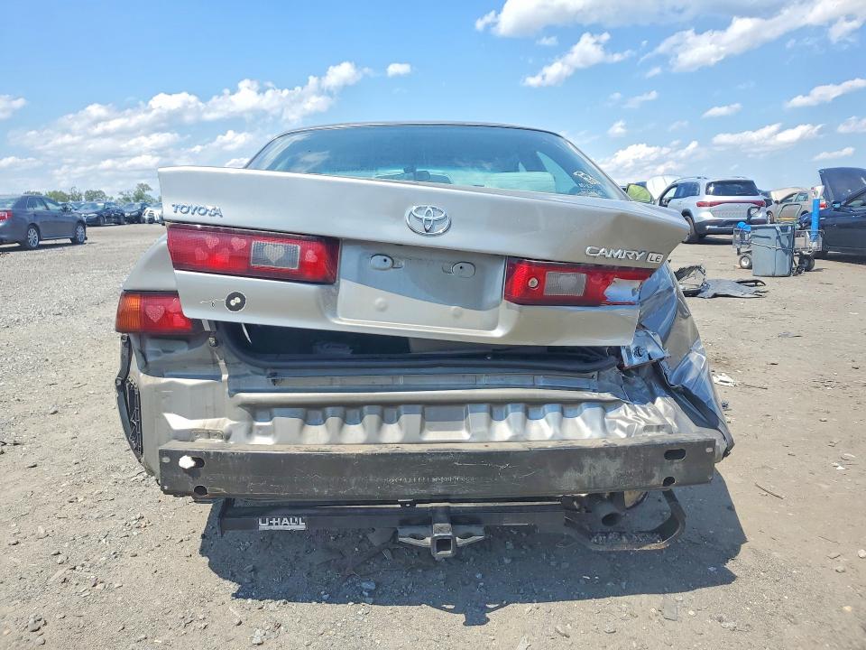 1998 Toyota Camry მანქანა იყიდება აუქციონზე, vin: 4T1BG22KXWU187162, აუქციონის ნომერი: 57836806
