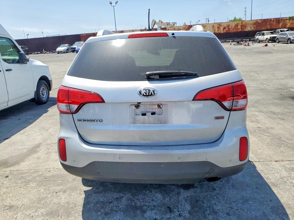 56613466 :رقم المزاد ، 5XYKT4A62EG533169 vin ، 2014 Kia Sorento مزاد بيع