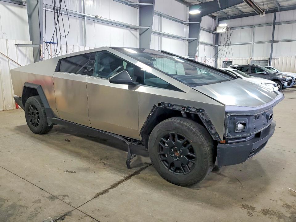 2024 Tesla Cybertruck მანქანა იყიდება აუქციონზე, vin: 7G2CEHEE0RA042548, აუქციონის ნომერი: 57753176