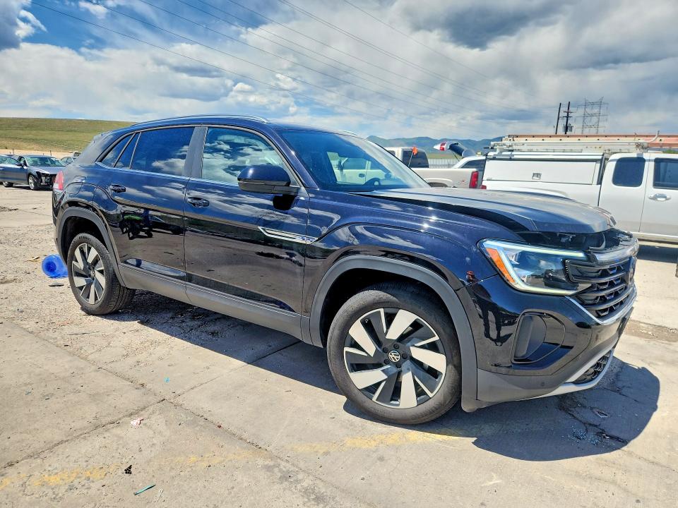 56157096 :رقم المزاد ، 1V2KE2CA9SC221302 vin ، 2025 Volkswagen Atlas Cross Sport مزاد بيع