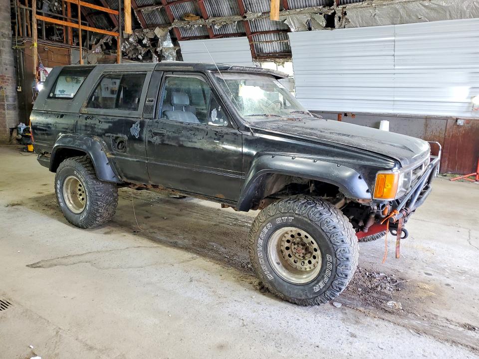 Продажа на аукционе авто 1986 Toyota 4runner, vin: JT4RN62D7G0075302, номер лота: 55472356