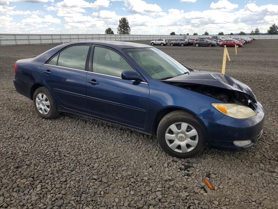 57347806 :رقم المزاد ، JTDBE32K720003457 vin ، 2002 Toyota Camry مزاد بيع