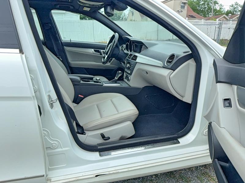 Aukcja sprzedaży 2013 Mercedes-benz C, vin: WDDGF8AB6DR274838, numer aukcji: 58239776