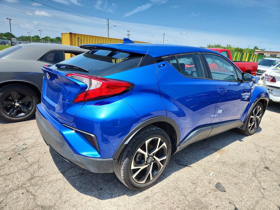 2018 Toyota C-hr მანქანა იყიდება აუქციონზე, vin: NMTKHMBX2JR055503, აუქციონის ნომერი: 57151586