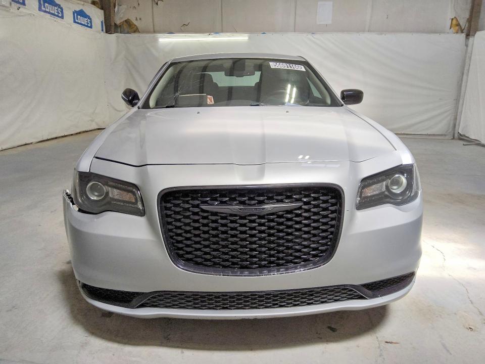 2021 Chrysler 300 მანქანა იყიდება აუქციონზე, vin: 2C3CCAAG6MH644839, აუქციონის ნომერი: 56691166