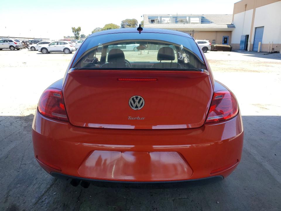 58269136 :رقم المزاد ، 3VWJ17AT4GM630112 vin ، 2016 Volkswagen Beetle مزاد بيع