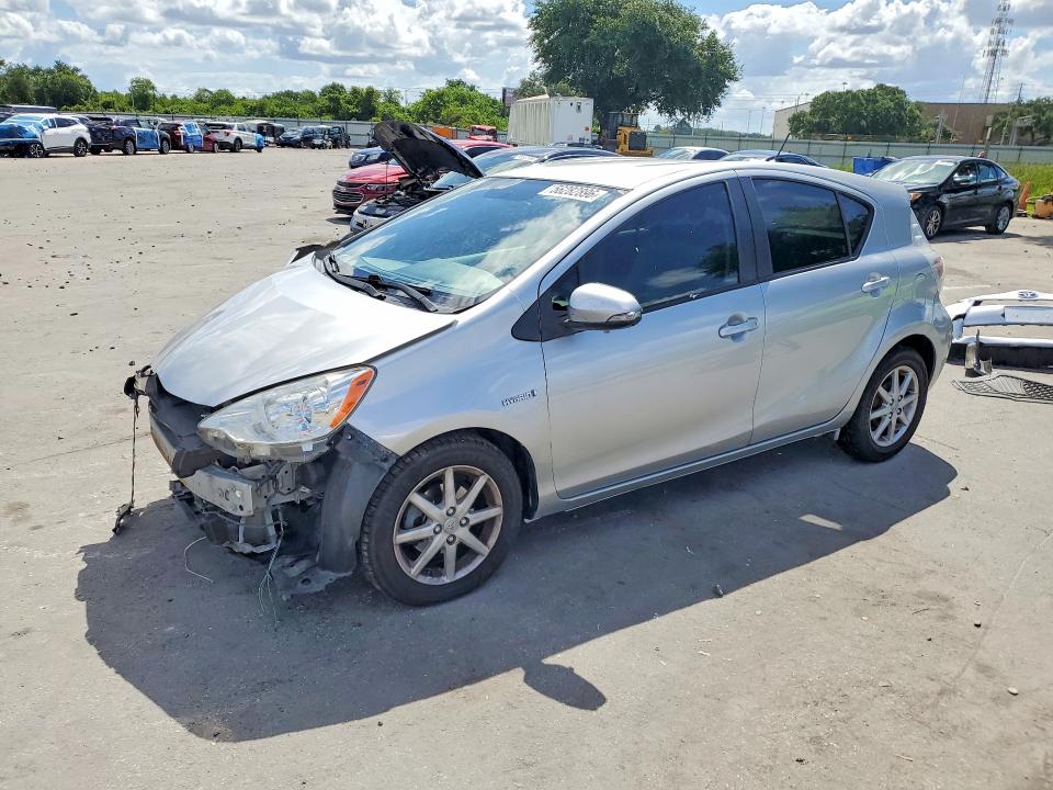 Auction sale of the 2013 Toyota Prius C, vin: JTDKDTB31D1528555, lot number: 56282896