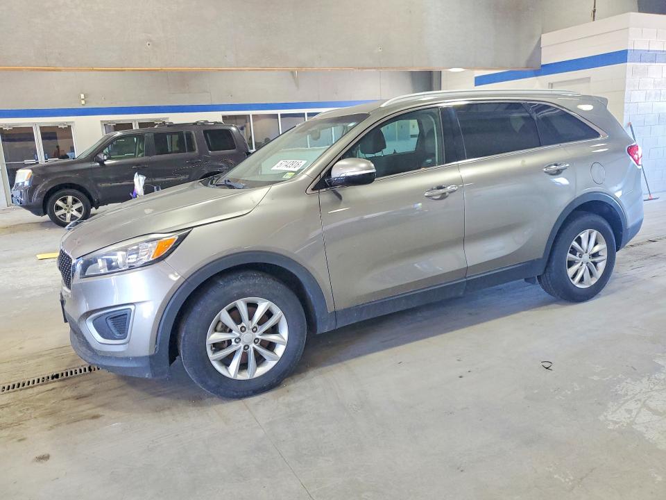 2017 Kia Sorento მანქანა იყიდება აუქციონზე, vin: 5XYPG4A36HG296979, აუქციონის ნომერი: 57143916