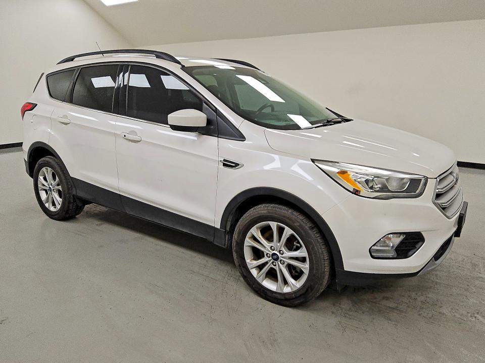55707376 :رقم المزاد ، 1FMCU9HD0KUA18938 vin ، 2019 Ford Escape مزاد بيع