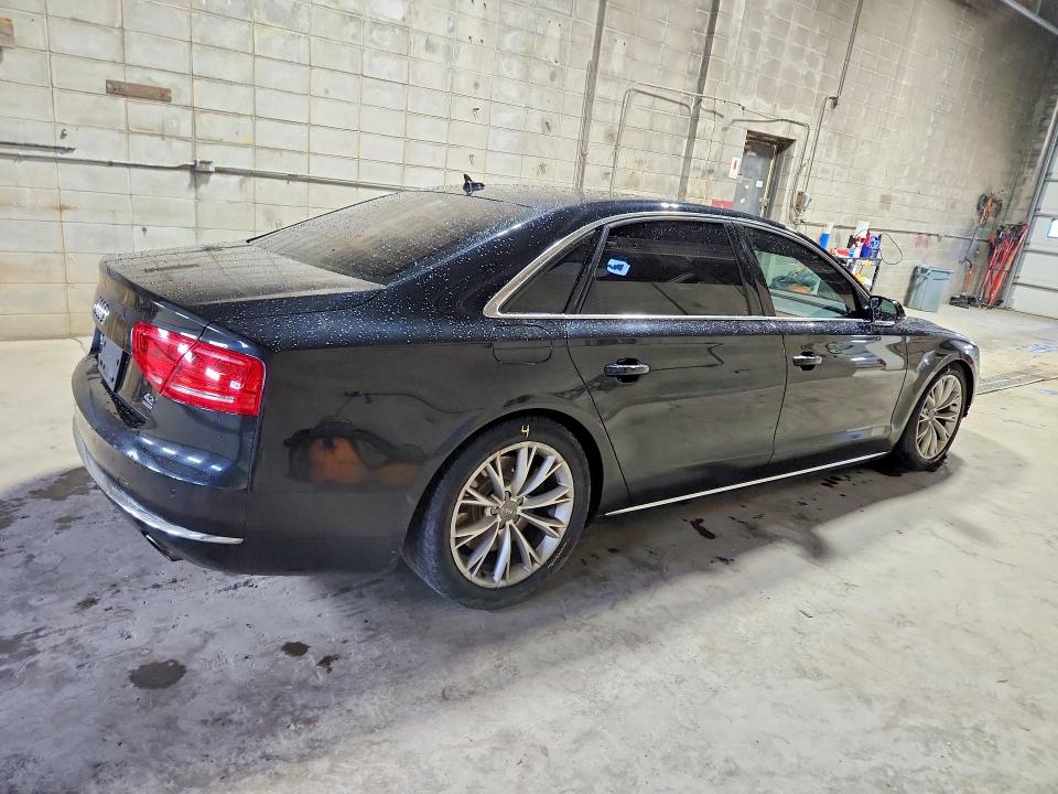 Продажа на аукционе авто 2012 Audi A8, vin: WAURVAFD1CN006984, номер лота: 55751546