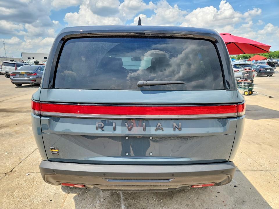 2025 Rivian R1s მანქანა იყიდება აუქციონზე, vin: 7PDSGCBP3SN071594, აუქციონის ნომერი: 55348416