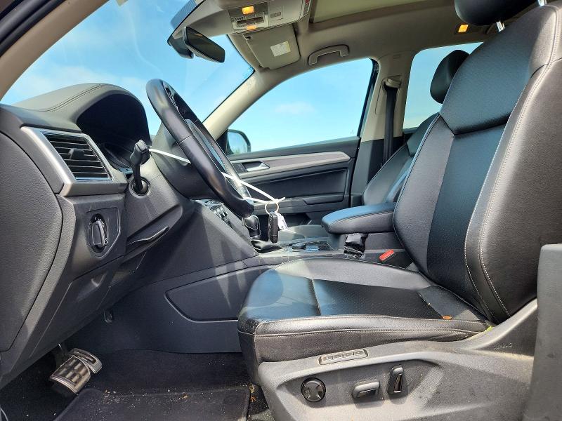 56106156 :رقم المزاد ، 1V2RR2CA4JC530404 vin ، 2018 Volkswagen Atlas مزاد بيع