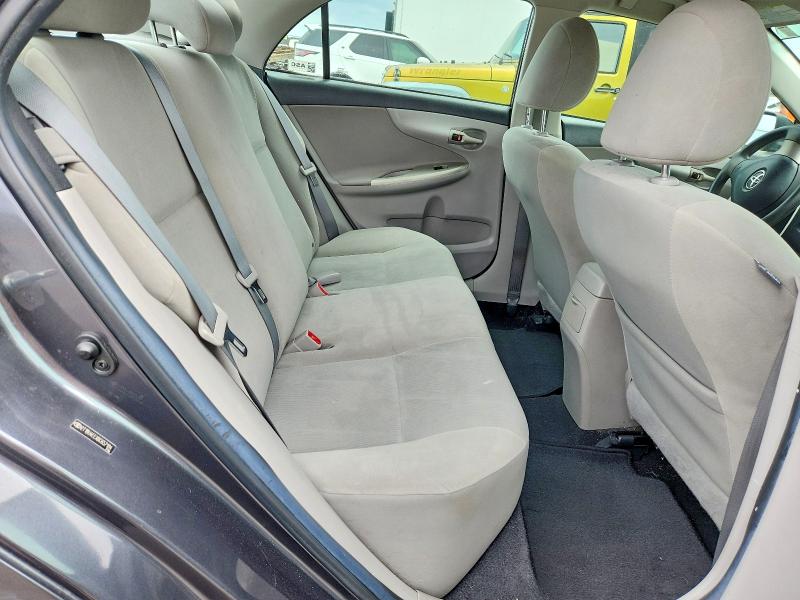 58495626 :رقم المزاد ، 2T1BU4EEXBC657194 vin ، 2011 Toyota Corolla مزاد بيع
