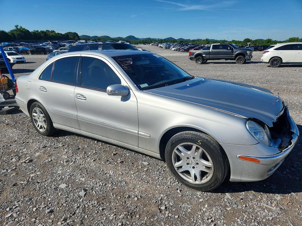 57085356 :رقم المزاد ، WDBUF65J73A220317 vin ، 2003 Mercedes-benz E مزاد بيع