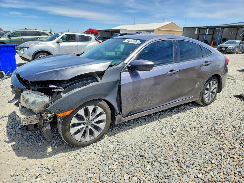 Auction sale of the 2017 Honda Civic, vin: 19XFC2F51HE055026, lot number: 57681666
