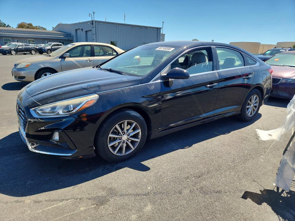 2018 Hyundai Sonata მანქანა იყიდება აუქციონზე, vin: 5NPE24AF8JH598384, აუქციონის ნომერი: 56746596