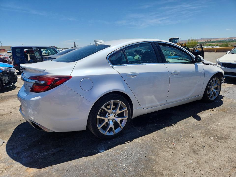 57255976 :رقم المزاد ، 2G4GU5GX2H9151440 vin ، 2017 Buick Regal مزاد بيع