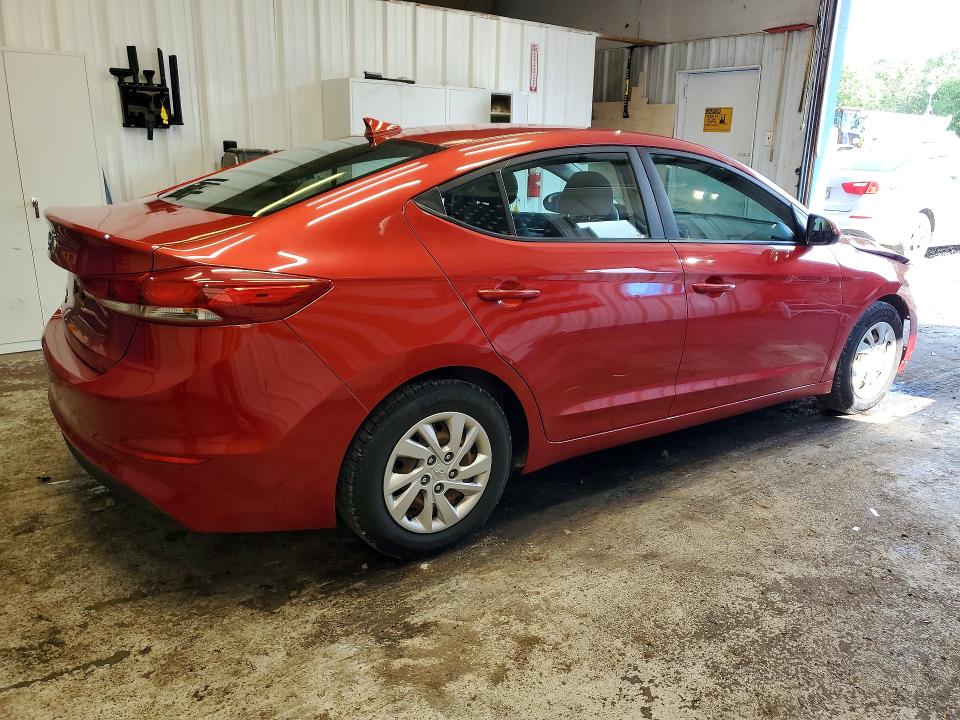 2017 Hyundai Elantra მანქანა იყიდება აუქციონზე, vin: 5NPD74LF8HH126044, აუქციონის ნომერი: 58984606
