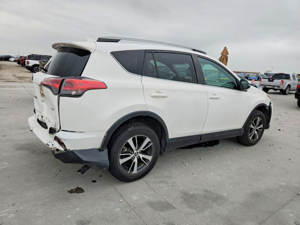 2018 Toyota Rav4 მანქანა იყიდება აუქციონზე, vin: 2T3WFREV1JW489877, აუქციონის ნომერი: 57347496