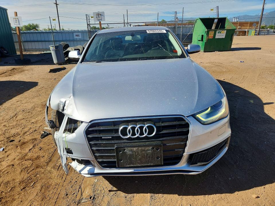 57065346 :رقم المزاد ، WAUBFAFLXFN018898 vin ، 2015 Audi A4 مزاد بيع