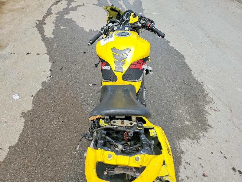 57040406 :رقم المزاد ، JS1VP53A152103047 vin ، 2005 Suzuki Sv650 مزاد بيع