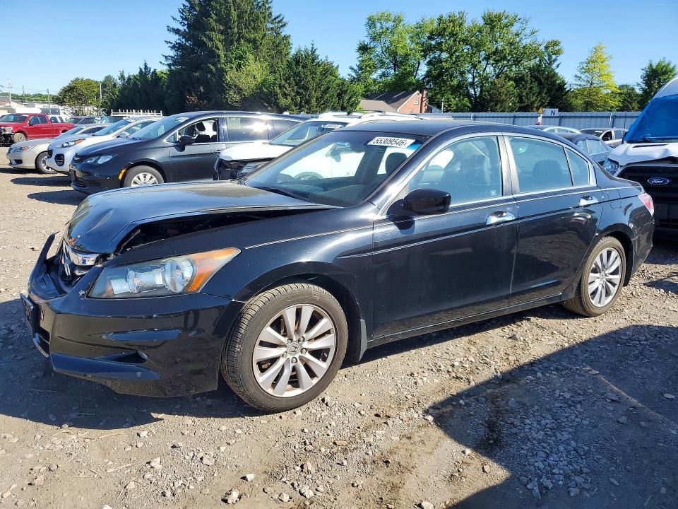 Auction sale of the 2011 Honda Accord, vin: 1HGCP3F8XBA006801, lot number: 55309546